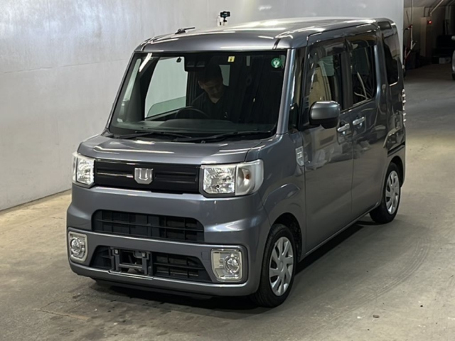 DAIHATSU WAKE 2020