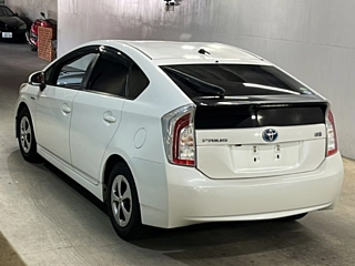 TOYOTA PRIUS 2012