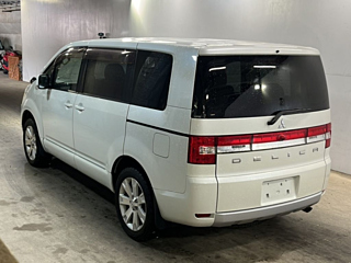 MITSUBISHI DELICA D5 2013