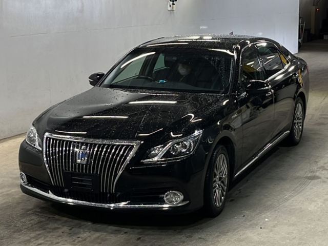 TOYOTA CROWN 2015