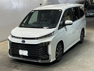 TOYOTA VOXY 2025