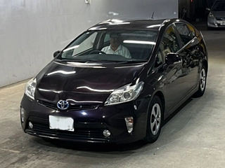 TOYOTA PRIUS 2015