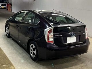 TOYOTA PRIUS 2015