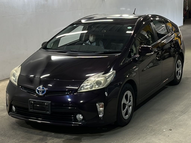 TOYOTA PRIUS 2012