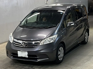 HONDA FREED 2013