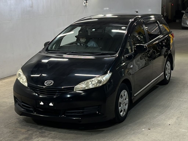 TOYOTA WISH 2010