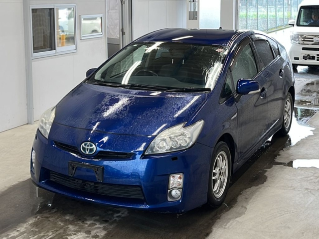 TOYOTA PRIUS 2010
