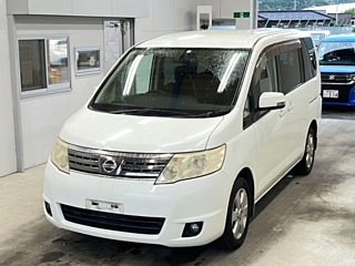 NISSAN SERENA 2010