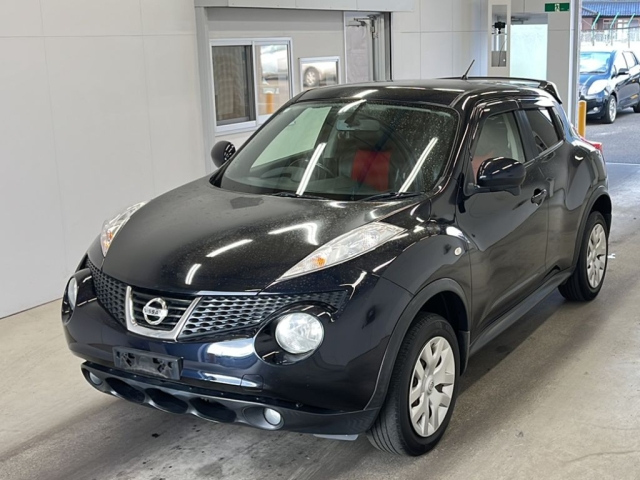 NISSAN JUKE 2012
