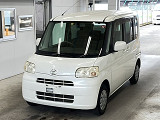 DAIHATSU TANTO 2010