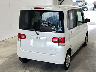 DAIHATSU TANTO 2010