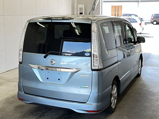 NISSAN SERENA 2013