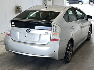 TOYOTA PRIUS 2010