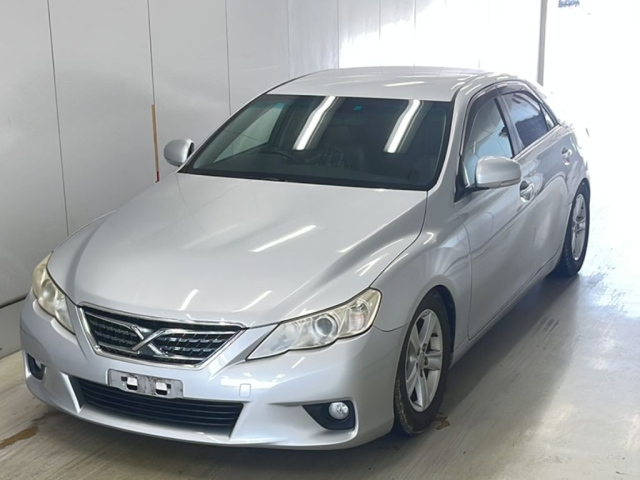 TOYOTA MARK X 2010