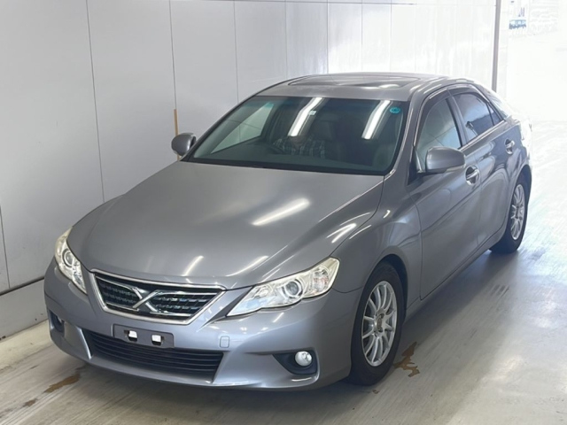 TOYOTA MARK X 2010