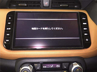 NISSAN KIX 2021