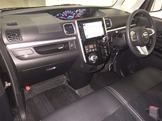 DAIHATSU TANTO 2015