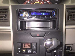 DAIHATSU TANTO 2014