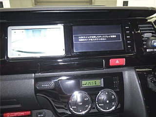 TOYOTA HIACE 2012