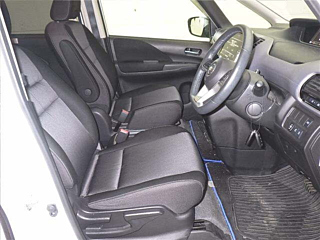 NISSAN SERENA 2020