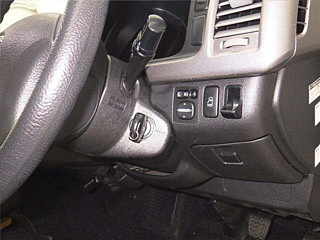 TOYOTA HIACE 2012