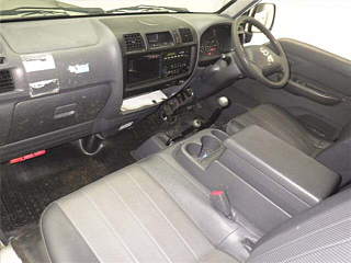 NISSAN VANETTE TRUCK 2013