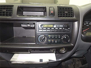 NISSAN VANETTE TRUCK 2013