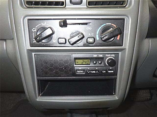 MITSUBISHI MINICA 2011