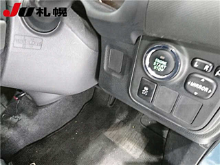 TOYOTA WISH 2010