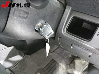 NISSAN SERENA 2013
