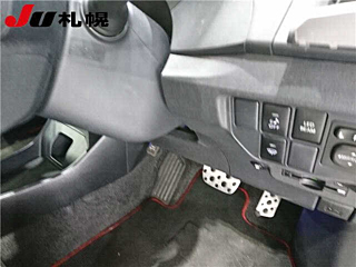 TOYOTA PRIUS 2014