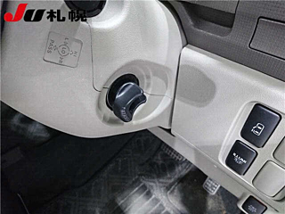 DAIHATSU TANTO 2011