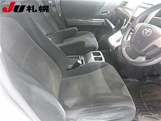 TOYOTA VELLFIRE 2012