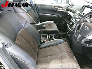 NISSAN ELGRAND 2011