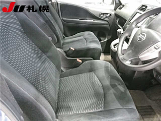 NISSAN SERENA 2013