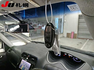 NISSAN SERENA 2014