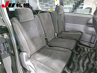 TOYOTA VOXY 2008