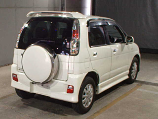 DAIHATSU TERIOS KID 2011