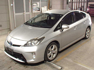 TOYOTA PRIUS 2014