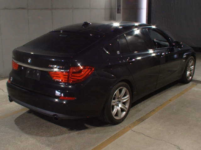 BMW 5 SERIES 2010