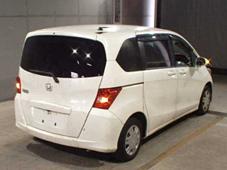 HONDA FREED 2010