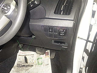 TOYOTA PRIUS 2013