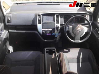 NISSAN SERENA 2009