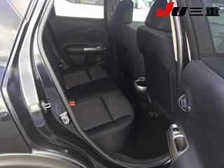 NISSAN JUKE 2011