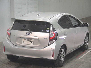 TOYOTA AQUA 2020
