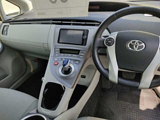 TOYOTA PRIUS 2014