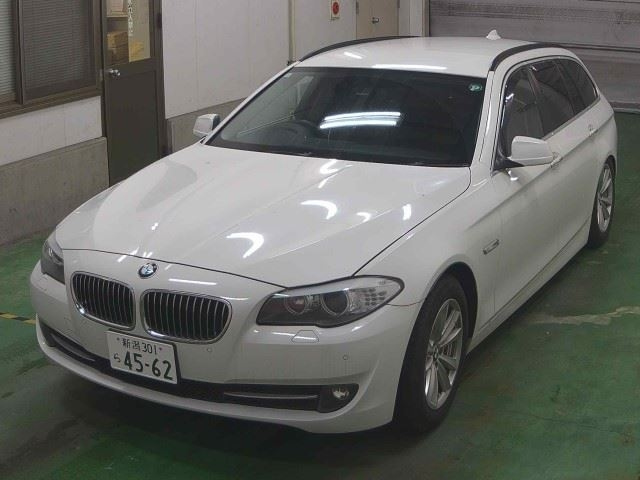 BMW 5 SERIES 2013