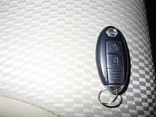 NISSAN TIIDA 2010