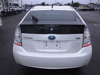 TOYOTA PRIUS 2010