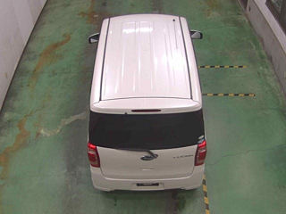 SUBARU LUCRA 2010